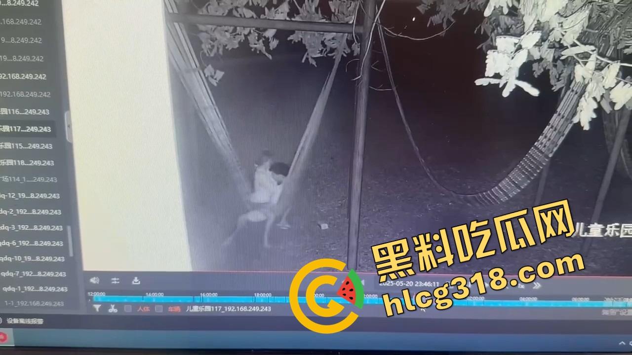 牛逼情侣把儿童乐园当野鸡窝，俩人操得像荡秋千，年轻人技艺高超做爱，监控也是录得一清二楚！-9