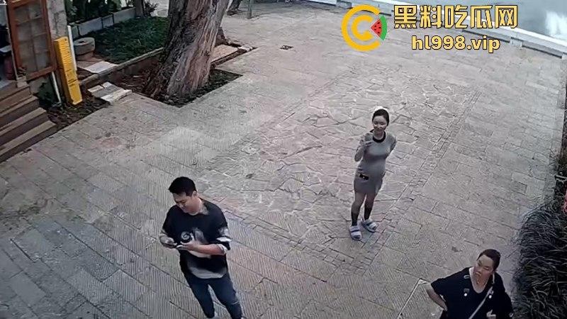 孕妇借用厕所反把商家挂网上辱骂 监控还原真相：真把自己当根葱了-8