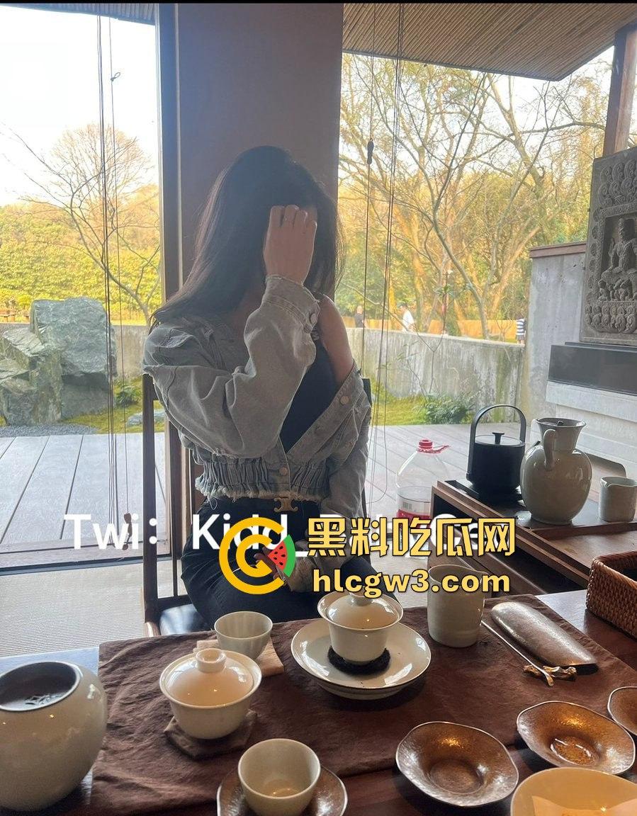 小红书约啪大神『LoKj527』疯狂采花记!大学生白领无一幸免,全程高能花式肏玩,简直是床技天花板!-9