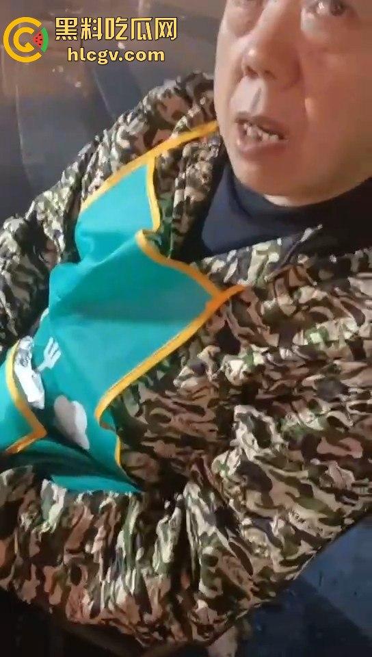 湖南长沙路边摊臭豆腐制作全过程曝光!网友现场考察直呼太惊人!-2