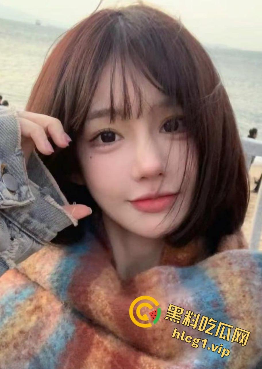 校花颜值直播女神『孙瑶』沦为土豪玩物!热舞扭动裙摆!跪舔金主肉棒后入爆操!蜜桃臀嫩穴被操红!-2