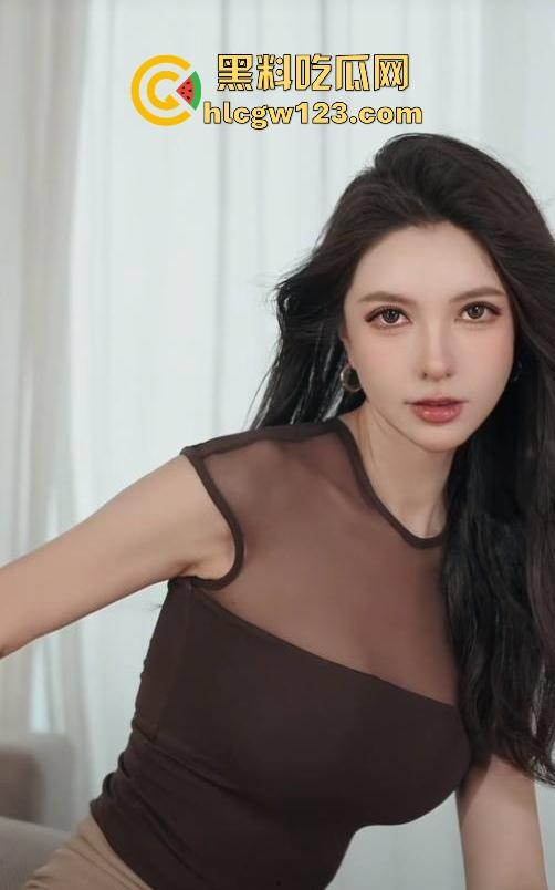 热门大瓜！抖音极品车模网红【小闹nnn】早期约炮金主视频曝光 黑丝的天花版 后入爆操 骚姿勾魂诱惑十足！-15