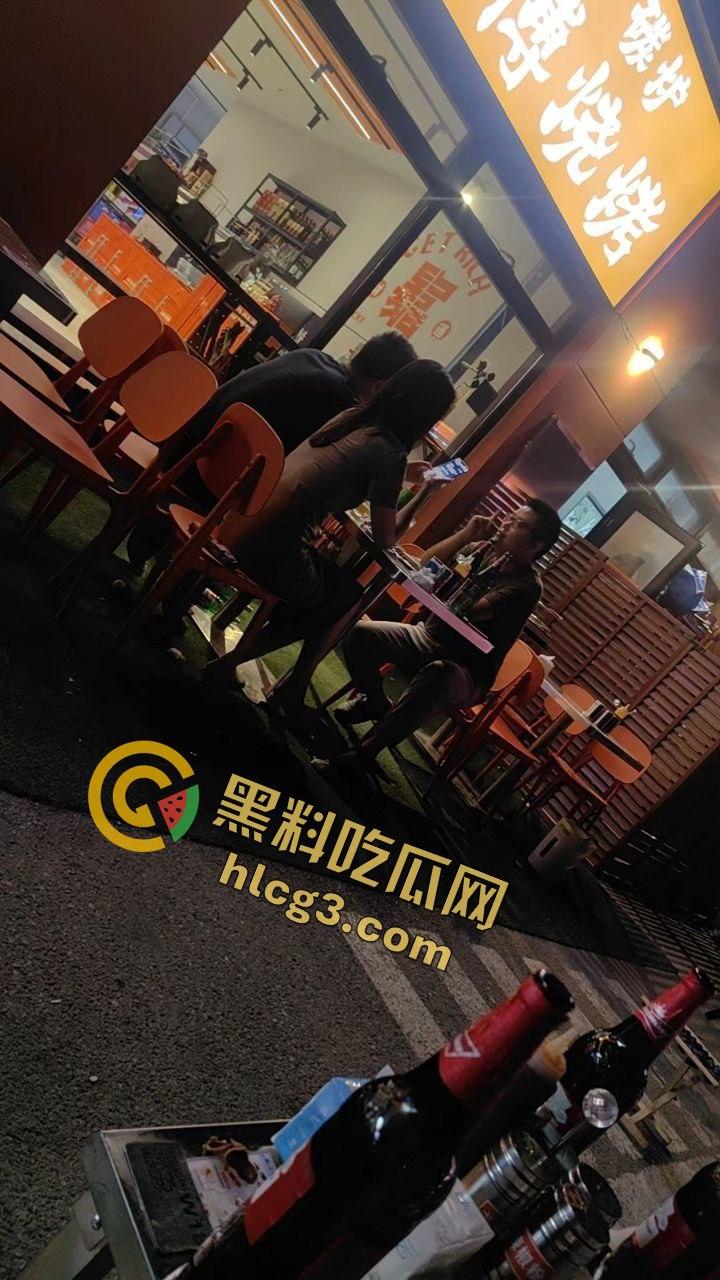 广州牵源文化公司领导跟下属女朋友勾搭在一起,表面是领导背后确跟下属的女朋友有一腿 ,领导不讲武德啊!-7