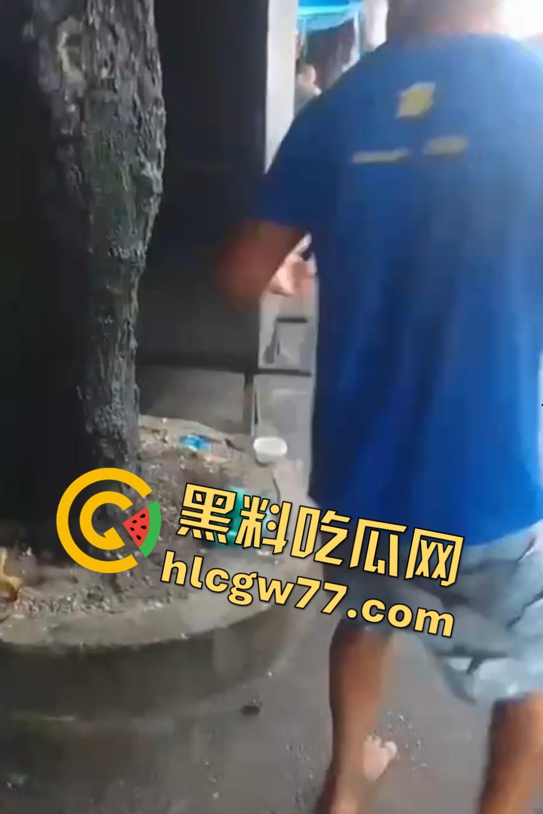 巴西“泰森”咬耳酿血腥！“泰森”偷窥女子，黑衣男见义勇为反被咬掉耳朵，现实版“疼痛奥林匹克”！-6