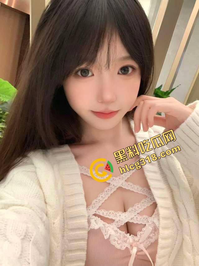 江苏泰迪王又开冲了，一天操四次小母狗没一个顶得住，几个00后炮友姿势全用上还是撑不过十分钟！-8