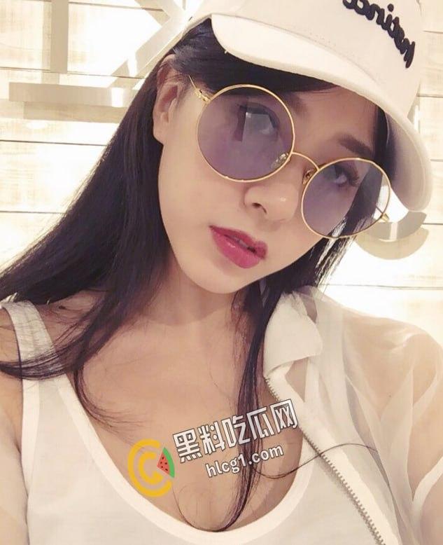 超高颜值校花与男友做爱视频泄密曝光。什么是恋爱?你把男朋友放心上男朋友把你放网上-4