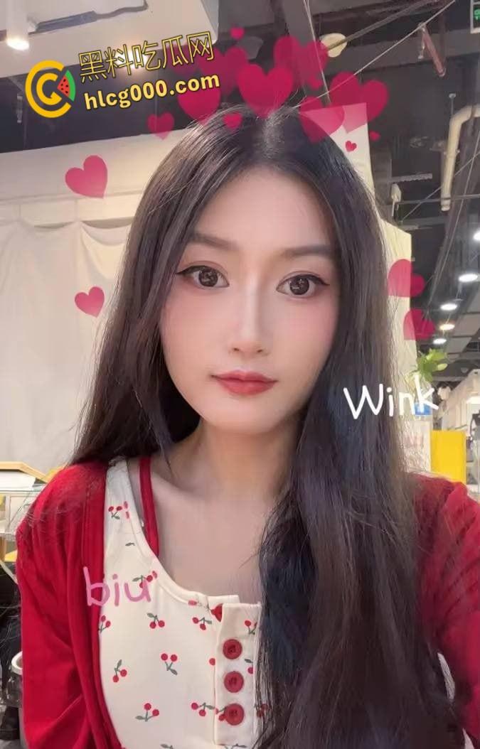 贵州嫩妹【王越】裸贷1.4万，无法偿还只能无奈肉偿还款，她的男朋友也只能看着，戴着手铐无套后入爆操 !-4