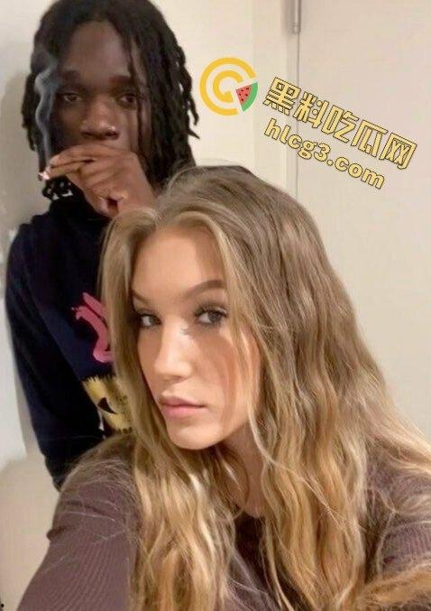 OnlyFans黑人博主狂操美女,最激烈的性爱场景,前所未有的视觉冲击!-1