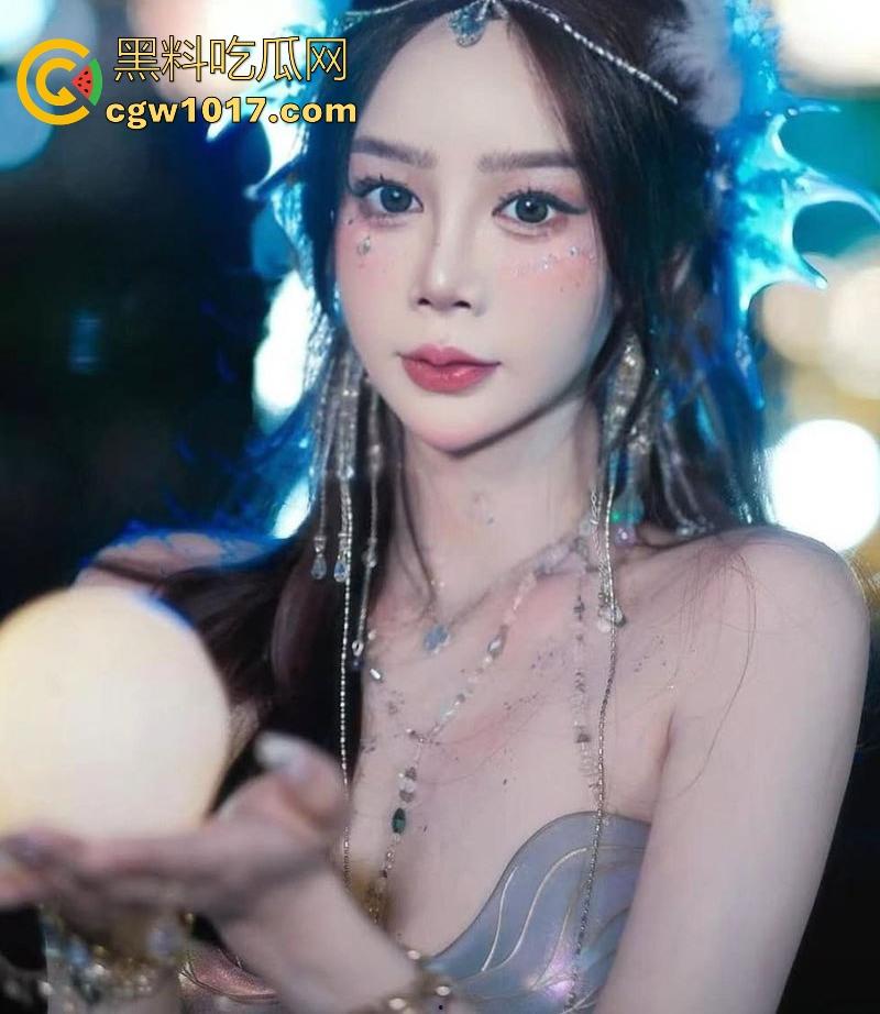 大神爆光约炮高颜值网美【洪七】甜美外表极品尤物身材,露脸口交18厘米大鸡巴整根吞没,骚逼骑乘后入疯狂榨精!-3