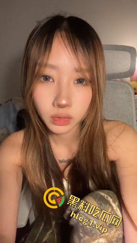 青海音乐艺术学院李茹瓯口交视频泄密！给闺蜜iCloud账号引发隐私外流风波-5