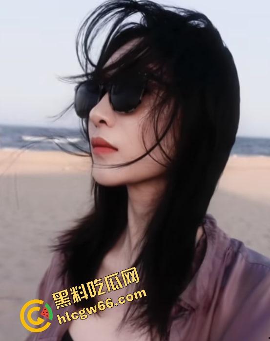 这哥们吃得太好了吧?找了个长得跟江疏影撞脸的美少妇,现场抹油撸管伺候,40来岁还能这么骚!-10