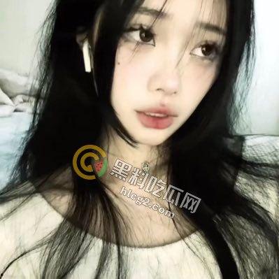 威海纺织技术学院「钱雨欣」男友偷录口交做爱视频，QQ群里暴露美妙“性爱”生活-3