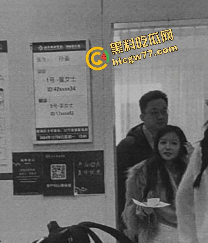 中日友好医院【肖飞】婚内出轨成瘾草菅人命 搞得护士多次怀孕流产 还不顾患者死活 老婆怒爆聊天记录与出轨视频！-12