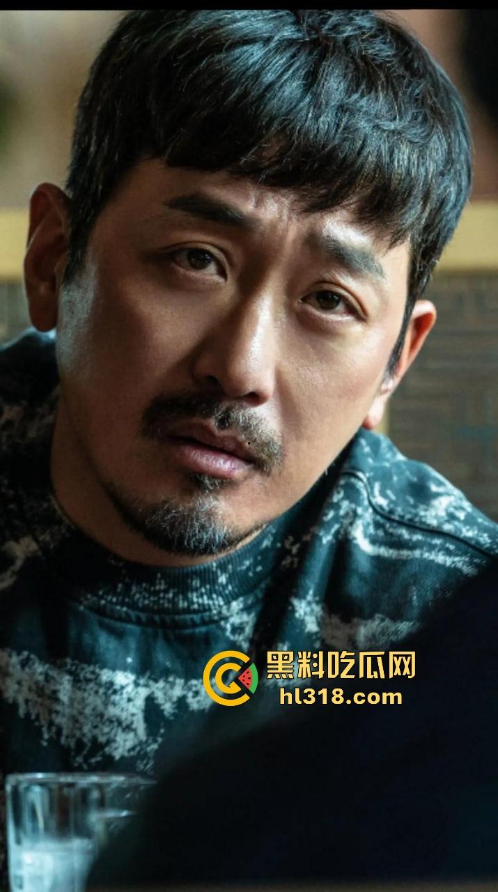 全员都不是什么好鸟，《破碎》在线免费观看，这部电影堪称韩国版《东野圭吾》，层层反转一家比一家恶心！-6