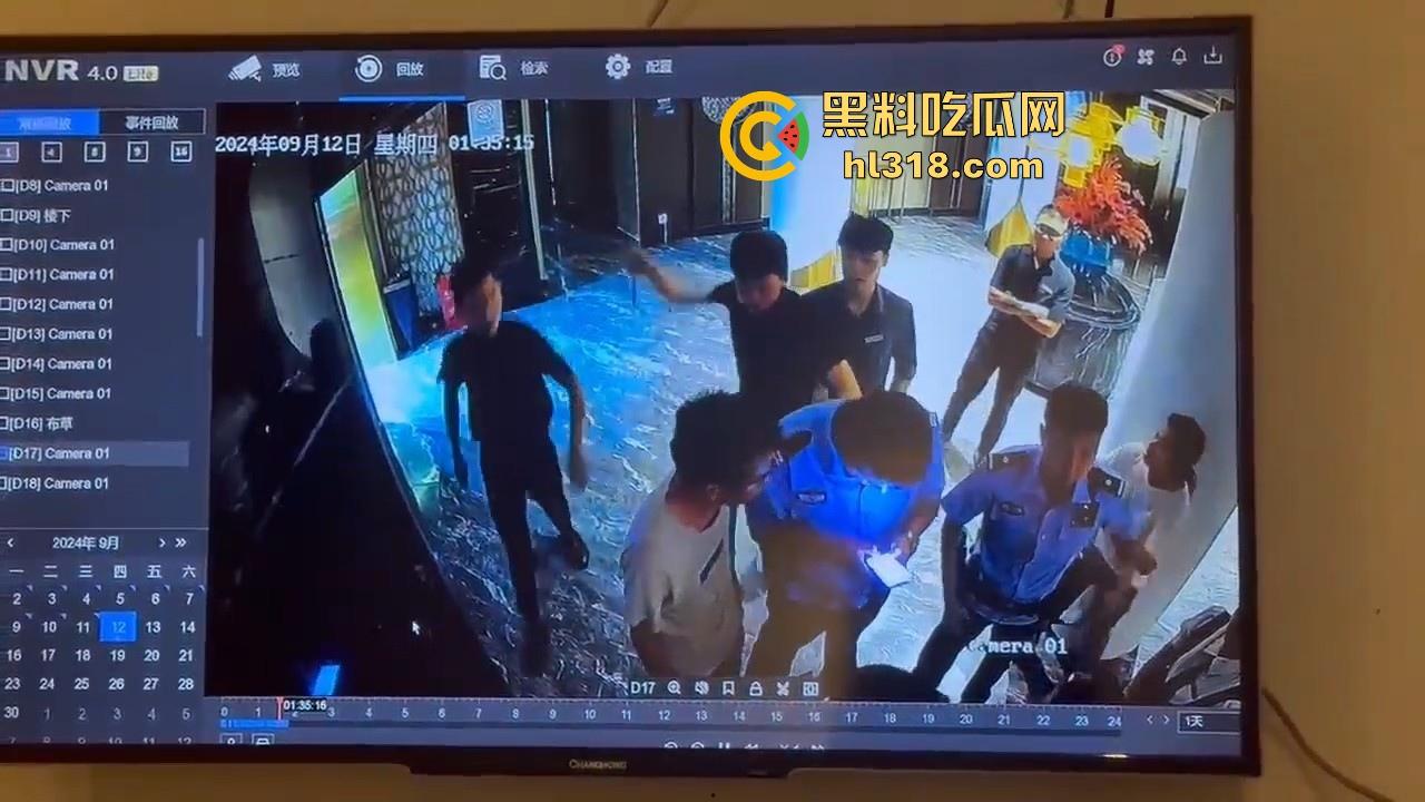 不是哥们这么勇的吗？黑龙江精神小伙当着警察的面打人，警察都懵逼了，这么嚣张的吗！-1