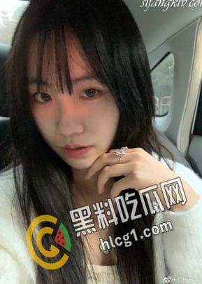 推特反差健身网红 悲哀小狗 高颜值女神自慰福利秀 JK装 豹纹裙白丝袜 诱惑满满！-4