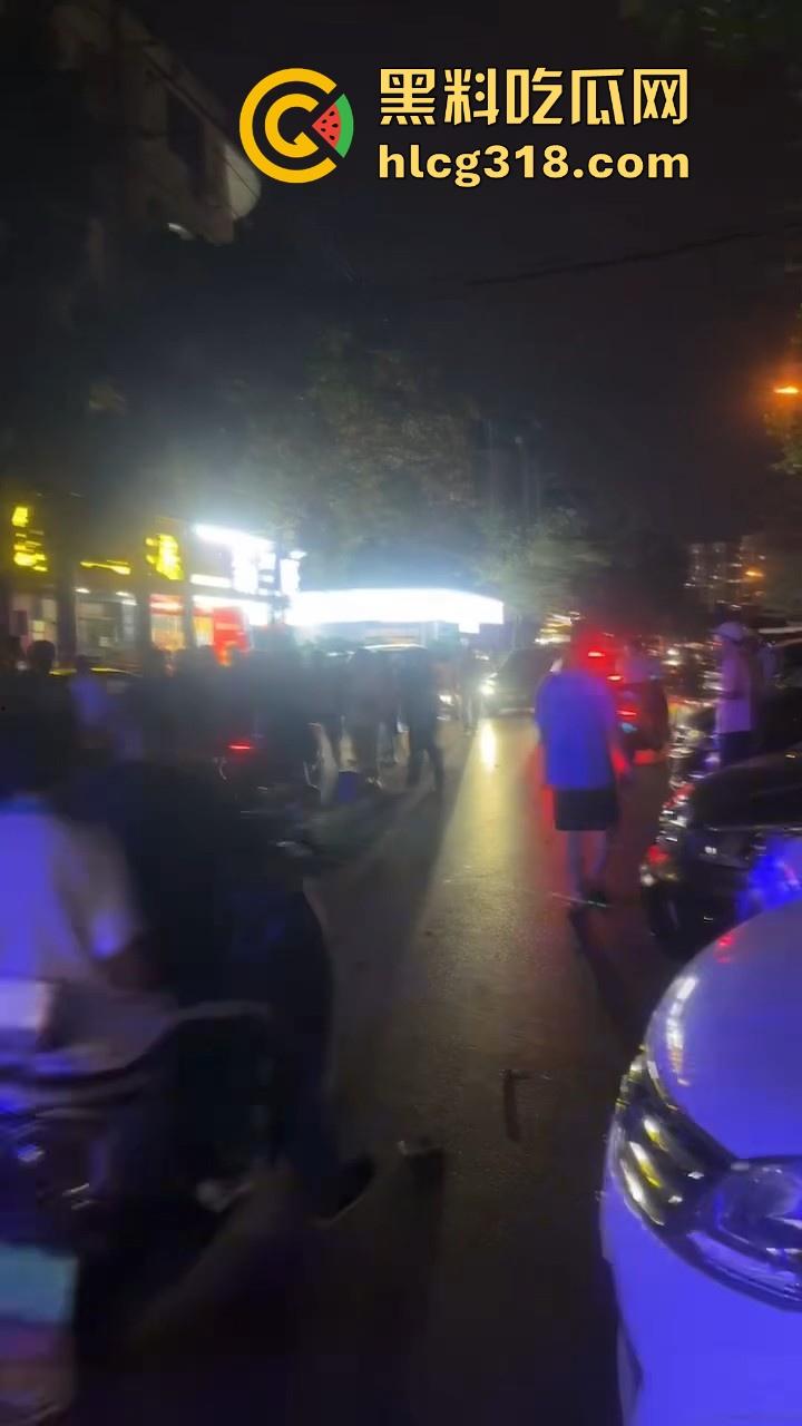 湖南长沙肌肉猛男操死站街女!现场已被警察封锁现场 这得多猛啊能把人操死!-7