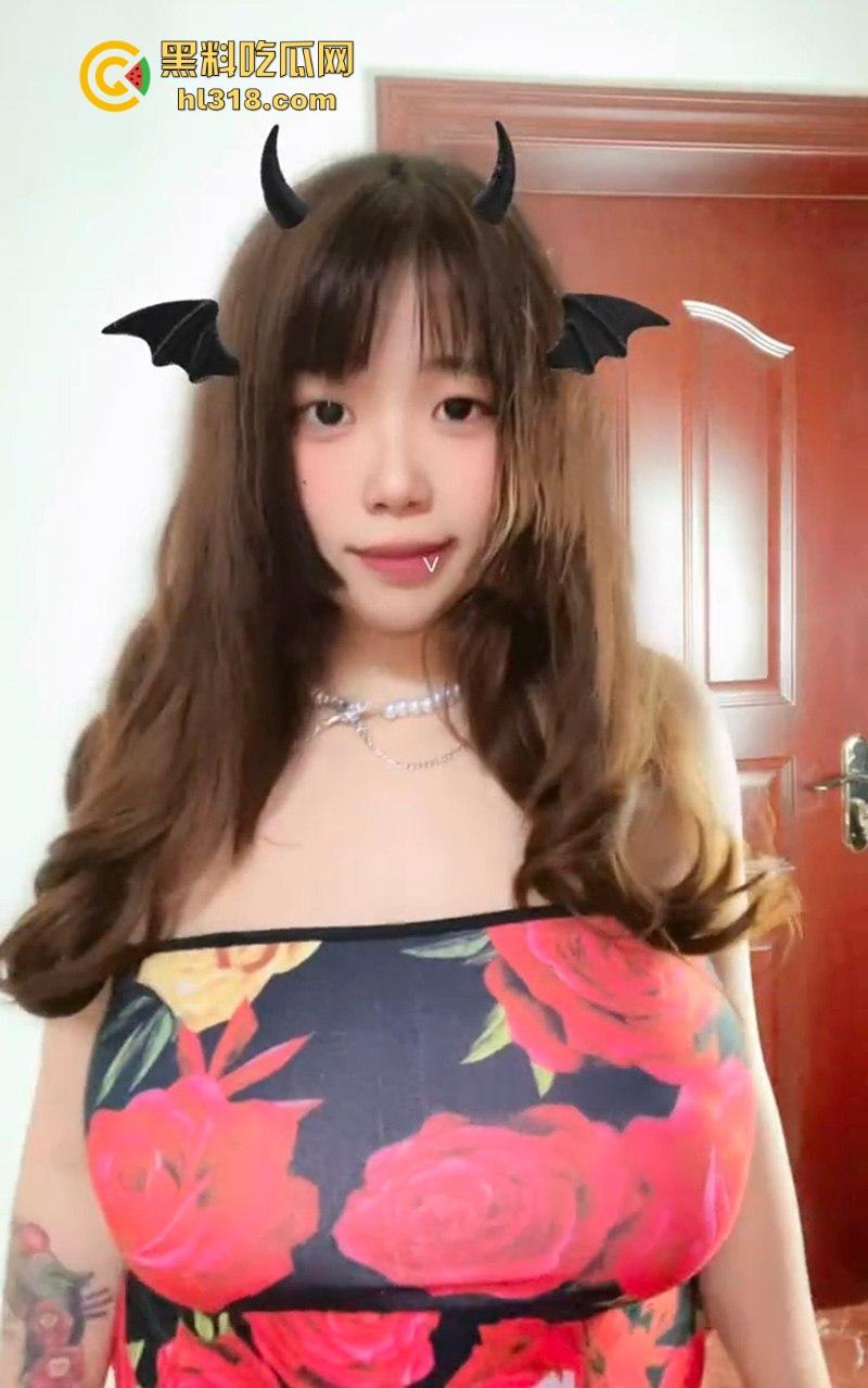 长沙微胖幼师【秦心怡】性爱视频曝光，超级淫娃喜欢约炮的微型坦克，巨大豪乳无比诱惑！-3