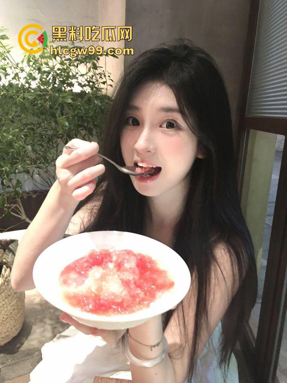 情人节酒店渔网夜大战！福州反差女大学生【张瑜】过节与男友约操不停填满抽插骚逼！惨遭外泄独家流出-4