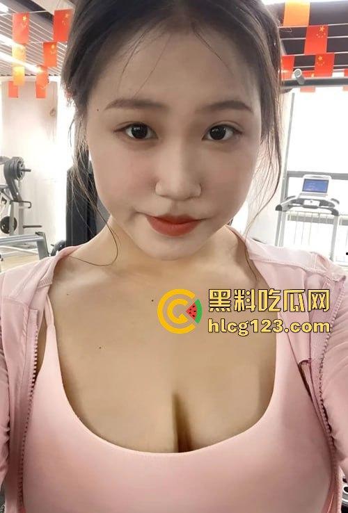 快手骚货山野栀子私拍翻车!聊天记录曝光,大奶情趣内衣让金主们白砸钱!-6