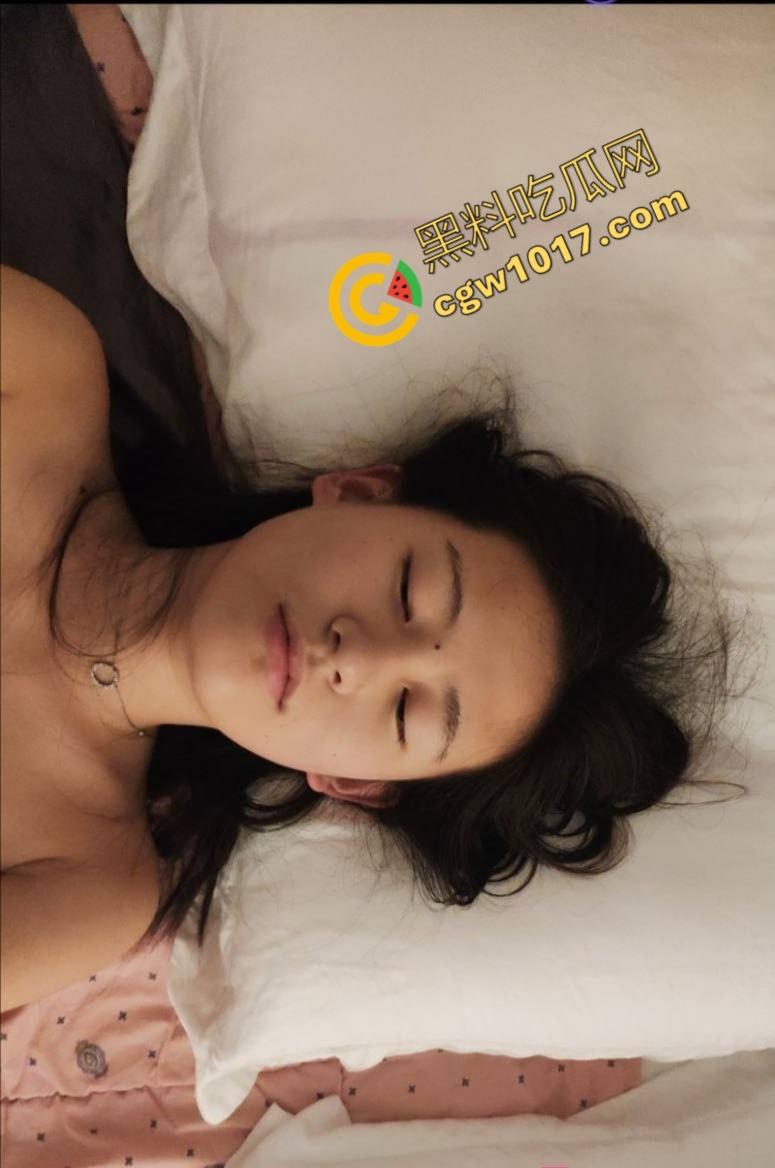 江苏徐州高颜嫩妹王安冬不雅视频曝光！ 传统体位，无套狂插骚穴，喷精高潮，妥妥的反差母狗！-5