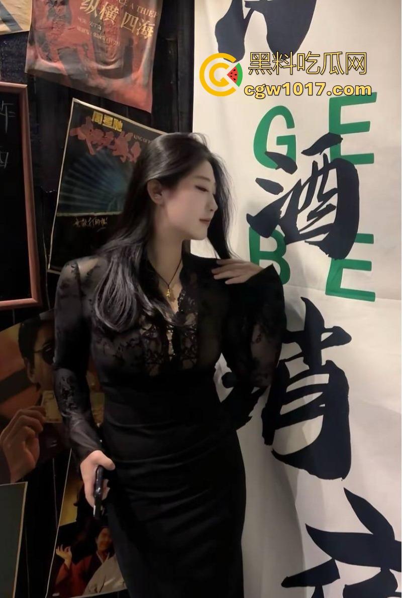 瓜友真实投稿曝光！西南昌豫章师范学院微胖前女友【张嘉雯】跳蛋震颤蜜穴淫水流淌，露脸后入猛操，这身材真有料！-7