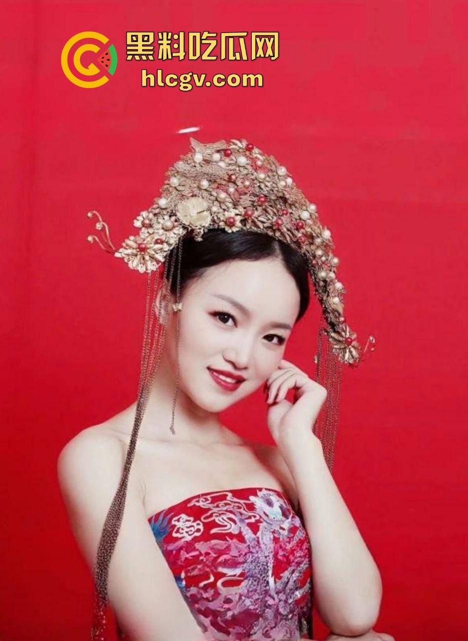 江苏南京极品少妇【蒲庆林】欲求不满！老公长期出差不在，找老王日逼越暴力越爽！-4