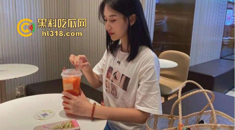 杭州师范大学清纯学妹【马慧琳】酒店性爱自拍曝光，反差婊本性暴露，口活超一流骚得让人鼻血直流！-3