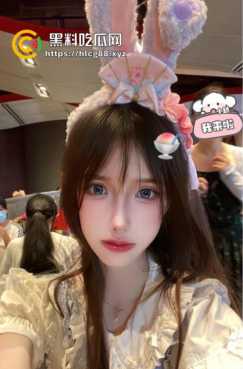 广东职业技术学院19岁母狗【李颖莹】清纯反差婊粉嫩馒头逼 大尺度裸舞用笔自慰视频调教 很有撸点!-4