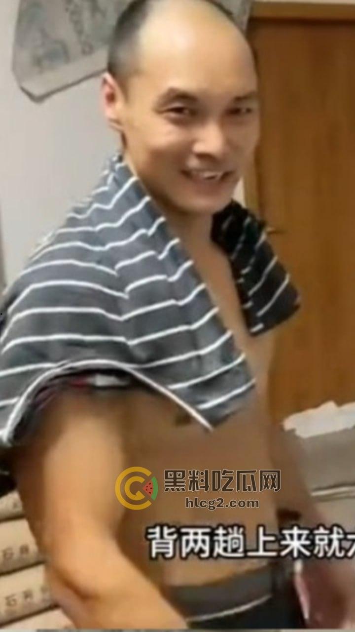 35岁小伙靠扛楼一天赚1000多，短短一年多攒下40万，赚钱秘密曝光！-3