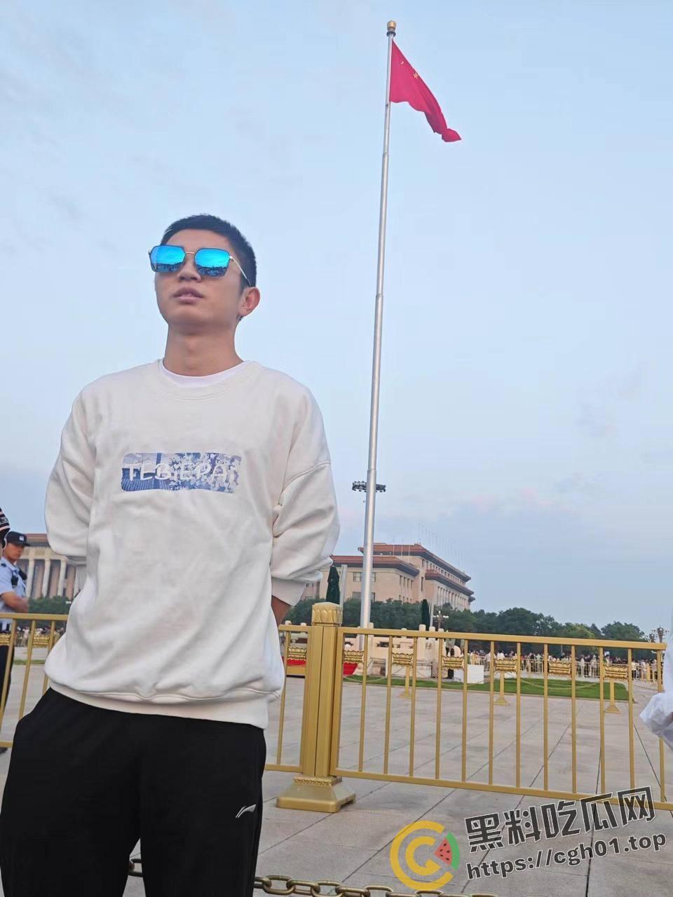 蚌埠大学生为参军做飞秒手术 在部队内遭感染被丢回家 最终不治身亡 家人抖音喊冤被封-2