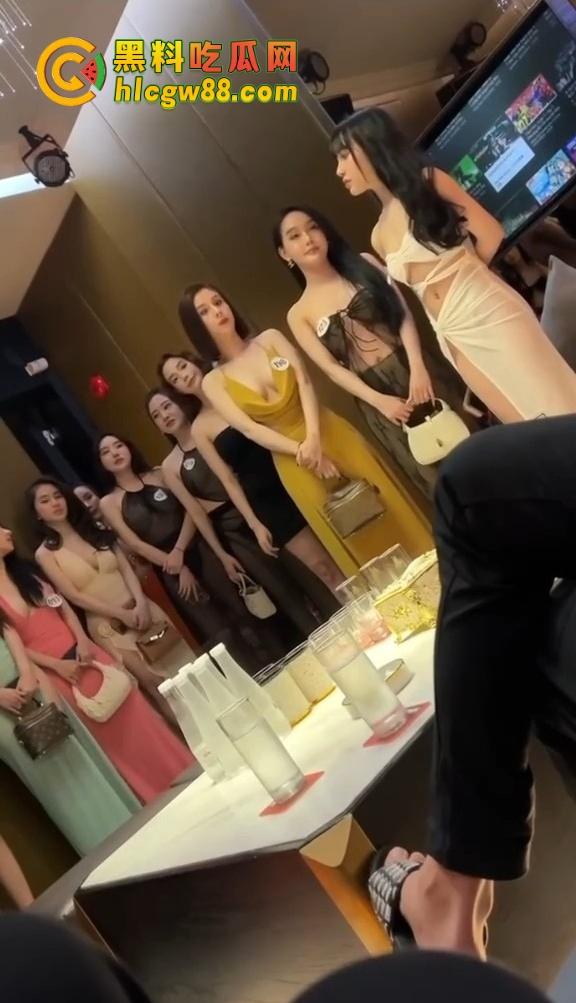 东南亚不止电信诈骗，红磨坊选秀胸真假全报，诚信操遍天道酬勤，国内医美骗婊远看D近摸坚如磐石！-3