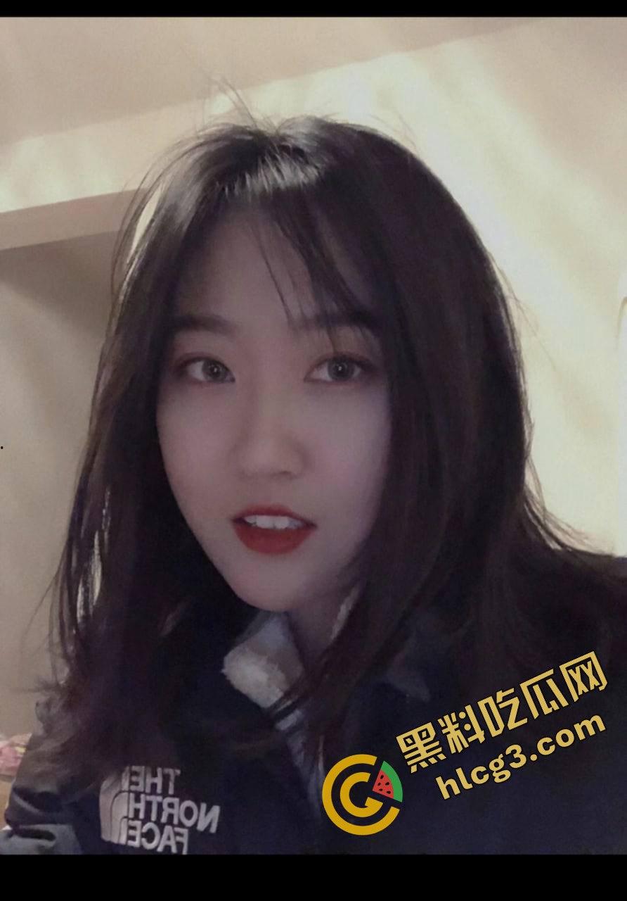 上海交通大学极品反差婊『徐雅茹』肉眼可见的骚 不雅性爱合集通通泄密流出!-3