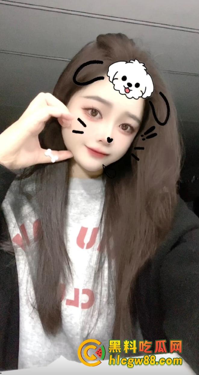 温州龙港欢乐幼儿园骚婊园长『章小敏』白天幼师晚上鸡婆,带队卖逼抖音选妃,这年头幼师难干!-17