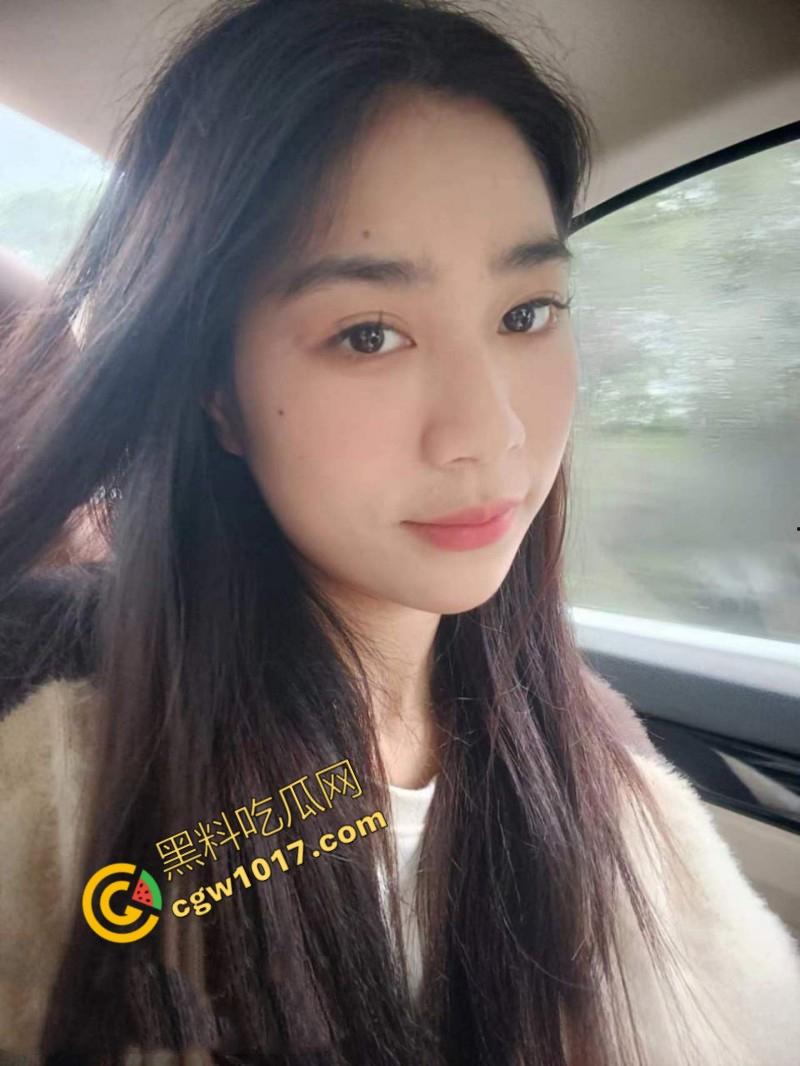 上海极品舞蹈生【杨萧颜】难以抵抗金钱诱惑，堕落为金主性奴，胯下侍奉爆筋肉棒，口技十分了得！-4