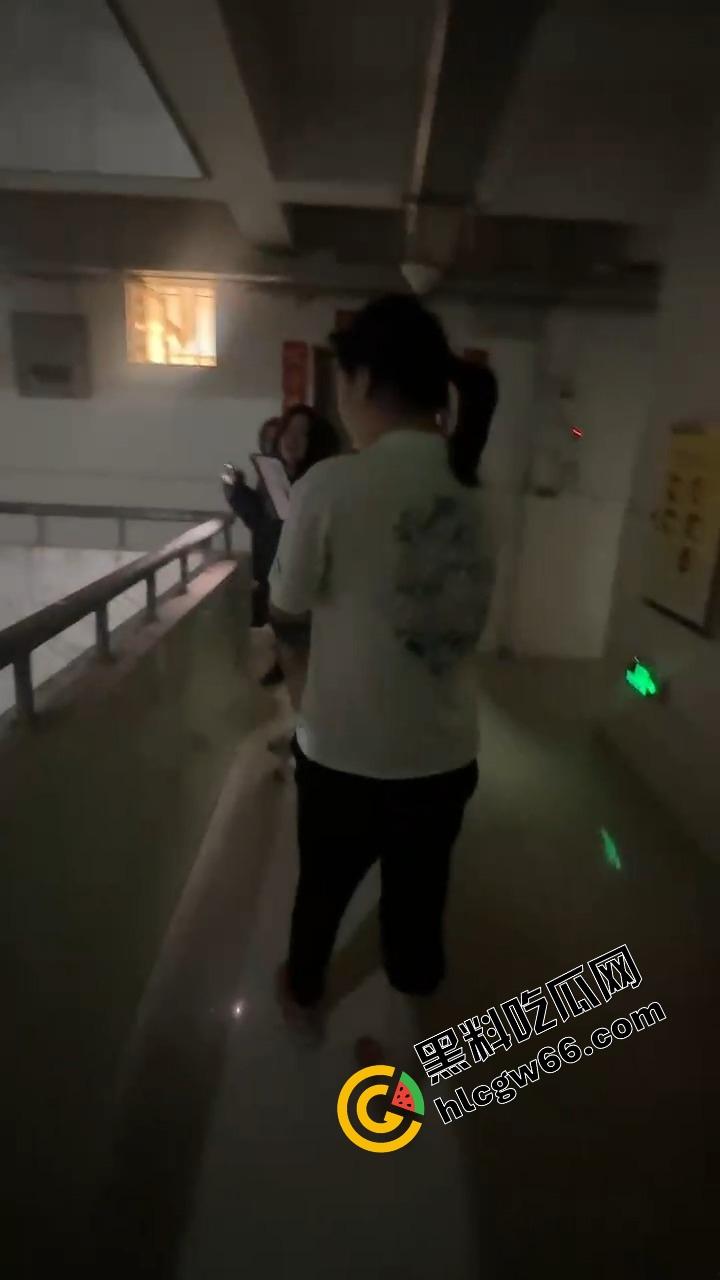 东湖副教授『林旺』顺带当床上导师?妻子实名举报湖南高校教师出轨女学生,学校火速成立调查组!-15