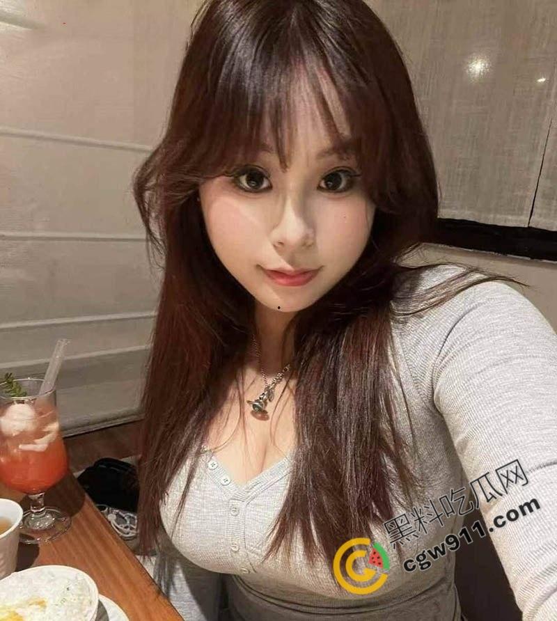 山东理工大学巨乳学妹【凯佳雯】被包养视频泄密！深喉口交，极品豪乳，淫荡吃鸡，魅惑之极-1