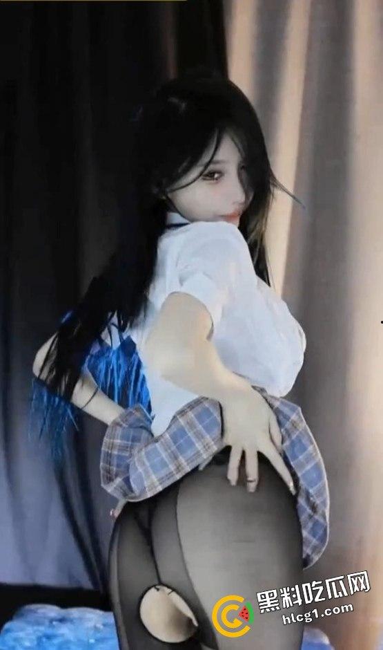 抖音热门网红「万 0」开启粉丝特权！600元入群，Ins私发裸露舞蹈视频！-7