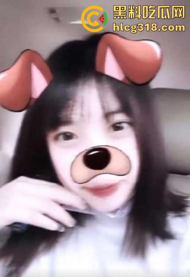 湖南长沙微胖巨乳【林嘉欣】与男友自拍性爱视频流出，极品馒头逼被大屌暴虐，淫水泛滥！-2