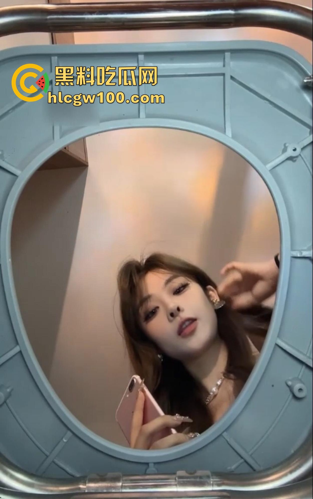 超高颜值少女夹子音 寸止羞辱系列 这个视角很稀奇被当成马桶一样羞辱辱骂喜欢这一口的不容错过！-3