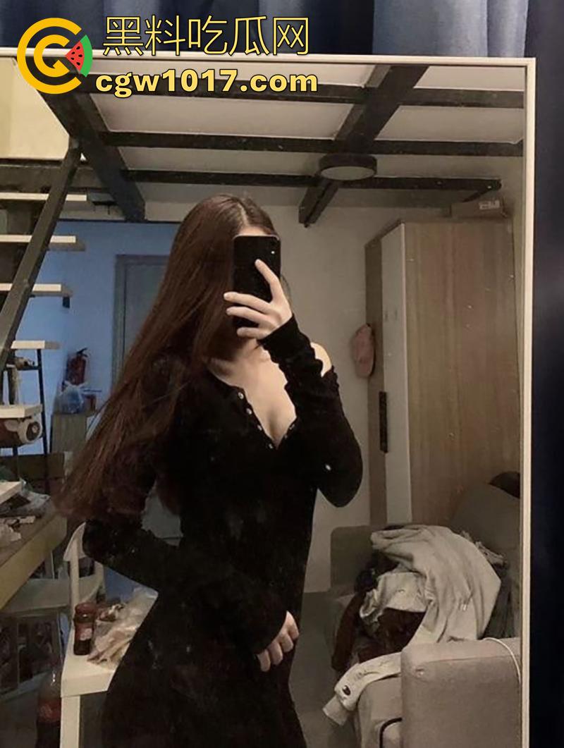 长春大学御姐女神【刘钰佳】，超模身材长腿尤物，甘愿做反差婊出来被人包养，8千一月随便操！-3