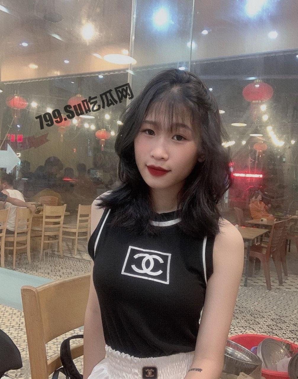 泄密系列 高质量网红美女 佳佳 拿起手机记录生活 性爱视频流出-3