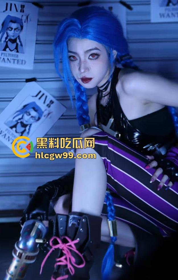 英雄联盟官方女主持【希然lris】不雅视频疯传，自称母狗对镜自慰，淫乱细节引发热议，瓜友们怎么看？-20