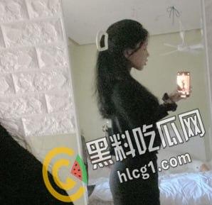 韩国清纯美少女与大哥激情车震 美妙酮体鲜嫩白虎 激勾G点 赤裸爆操输出 口爆小嘴满口精液！-3