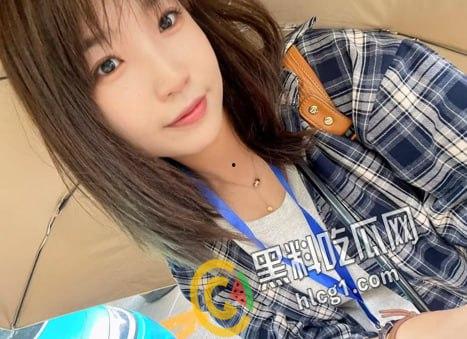 北京小妞儿 母狗关若祺 发给金主的私密视频遭泄露 喜欢吃精液 炮架自慰 小穴黝黑-3