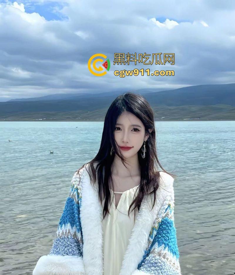 浙江师范大学金融系才女【卢紫琪】高颜值尤物化身魅惑尤物，穿情趣内衣酒店勾魂，猛操打桩甜美呻吟高潮连连！-3