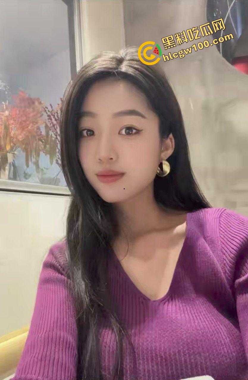 海南海口反差御姐母狗公交车【吴芸】道具抽打轮操骚穴 多人淫乱3P多体位操逼内射灌满淫穴！原创独家流出！-3