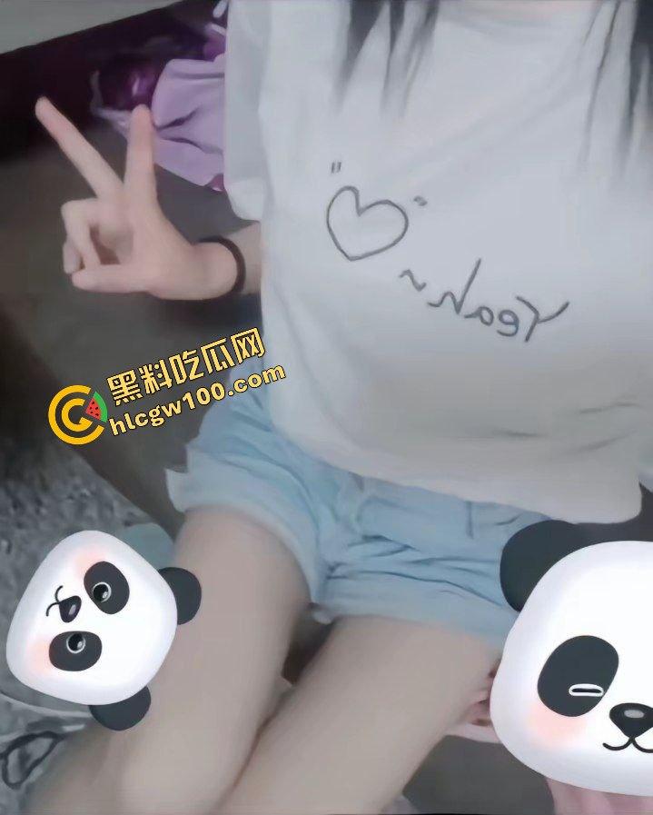 达州高级语文中学反差骚货眼镜妹『空灵』高考失利复读 压力大放假约炮大哥开房做爱！原创独家曝光流出！-4