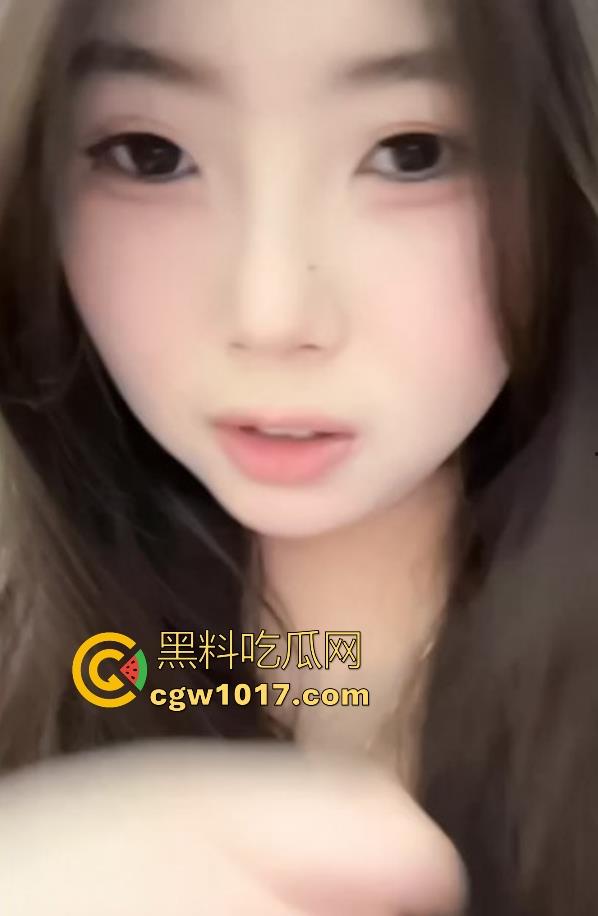 湖南师范大学微胖学姐【张星语】裸聊视频曝光,甜美脸蛋逆天豪乳白嫩诱人,纤手扣穴自慰白浆流淌!-2