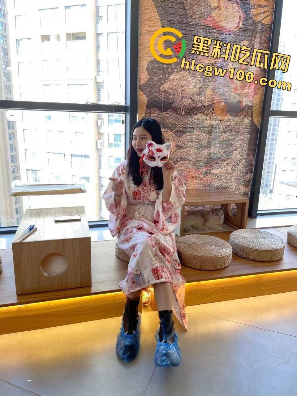 福建师范大学05反差母狗【李艳茹】,深爱制服喜欢被虐,阳具自慰淫水直留-19